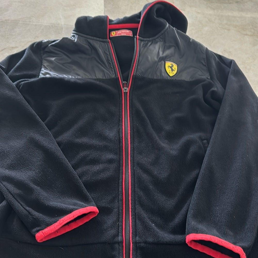 Boys Ferrari fleece hoodie Sweatshirt 13/14